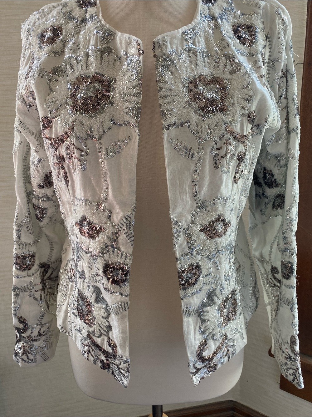 Boston Proper Ladies  Floral Sequin Embellished Jacket/ Blazer
